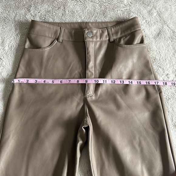 Dynamite Gisele faux leather straight leg pants - Picture 8 of 10